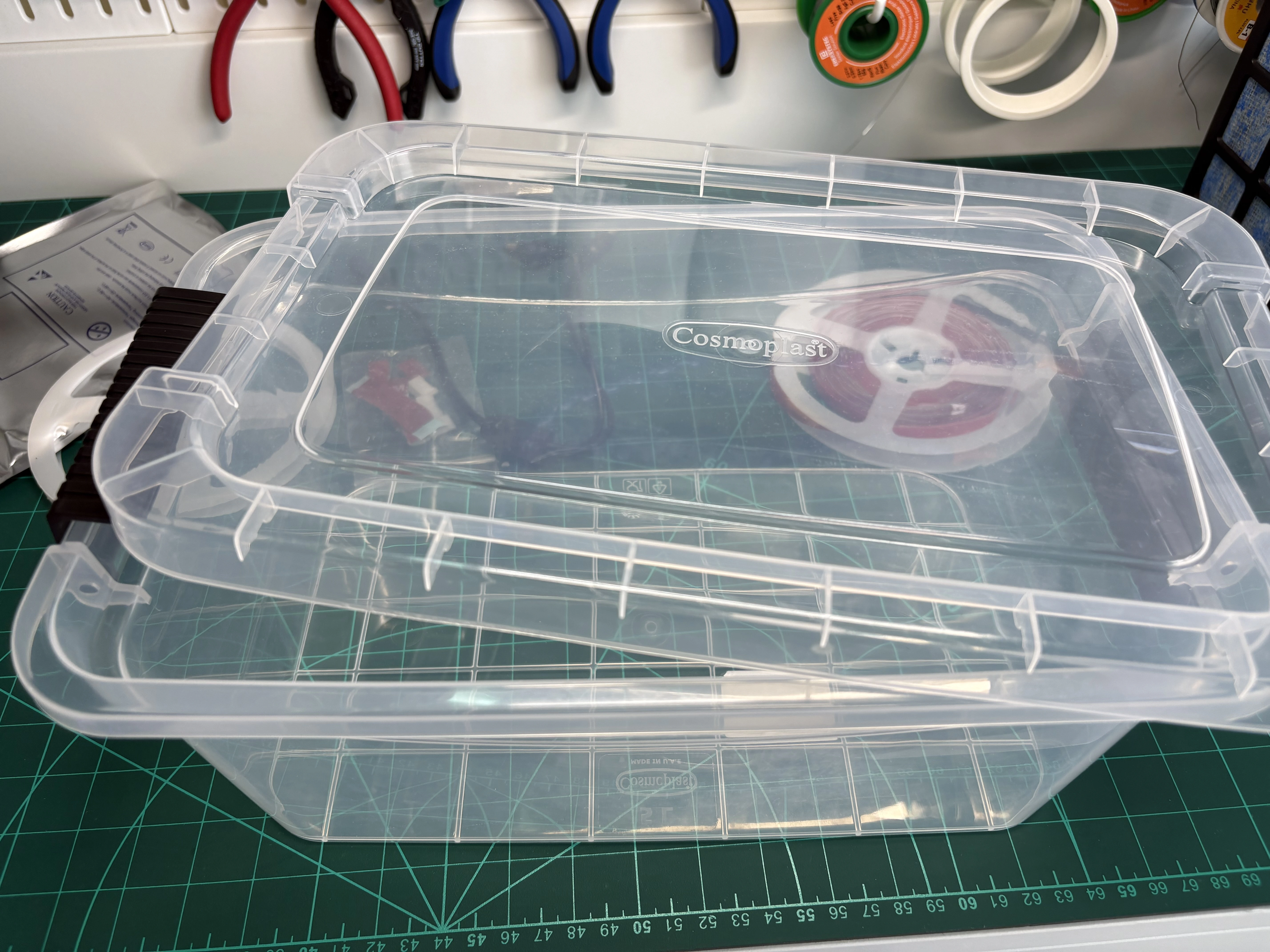 retrobright_clear_plastic_container.webp